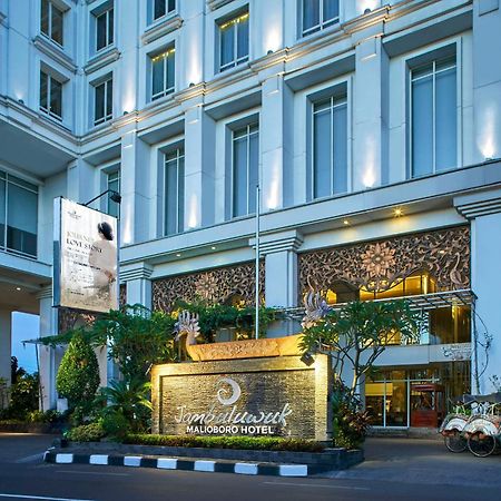 Jambuluwuk Malioboro Hotel יוגיאקרטה מראה חיצוני תמונה Mercure Hotel, Jakarta